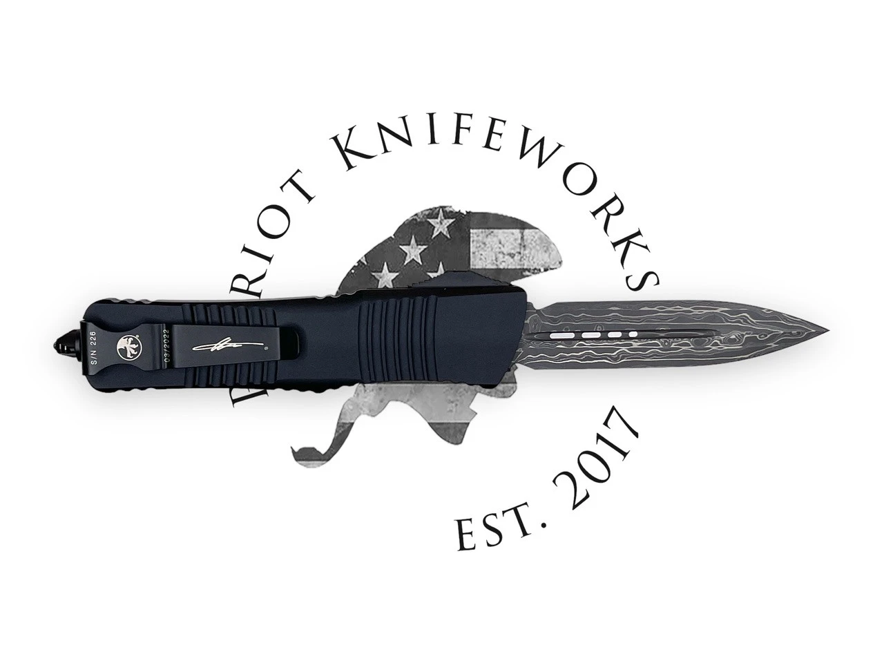 Microtech 142-16CFS Combat Troodon D/E Signature Series Carbon Fiber Top Damascus Standard Ringed Hardware 4 Microtech 142-16CFS Combat Troodon D/E Signature Series Carbon Fiber Top Damascus Standard Ringed Hardware - Image 2